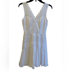 Coastal City Studio White Lace Sleeveless Dress 3 🤍🤍🤍